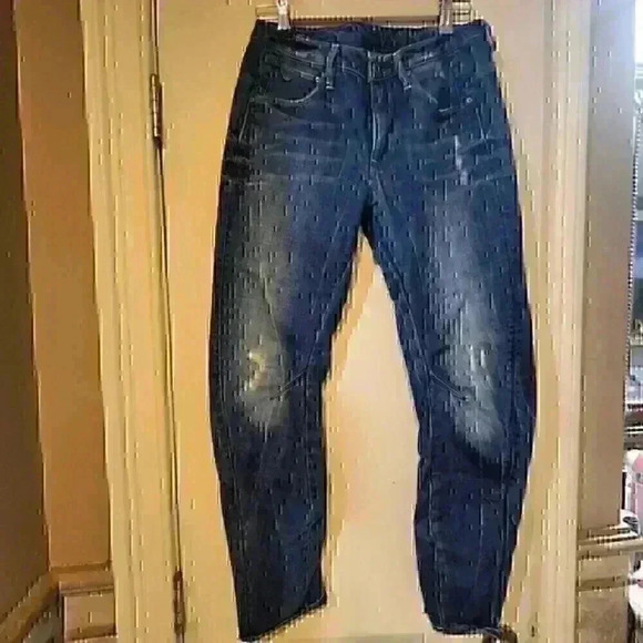 36. Distressed boyfriend jeans by G star size 25 medium wash - Picture 2 of 8